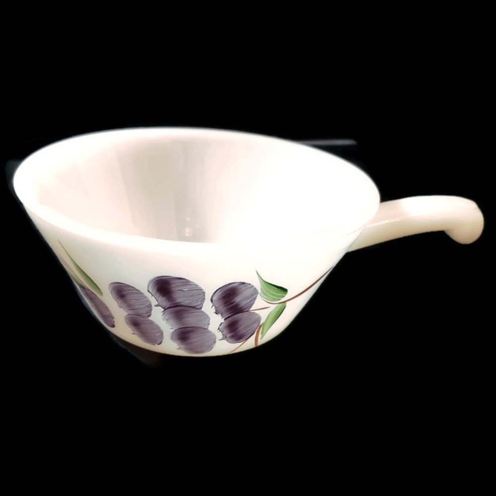 Fire King Gay Fad Grapes French Casserole